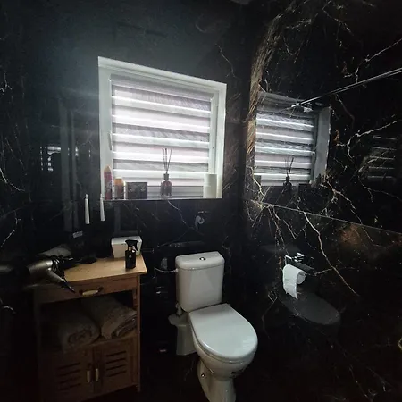 Apartament Inkognito *